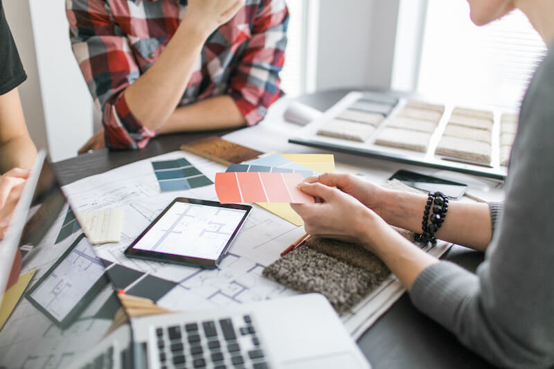 Both Designers and Decorators Can Be a Big Help