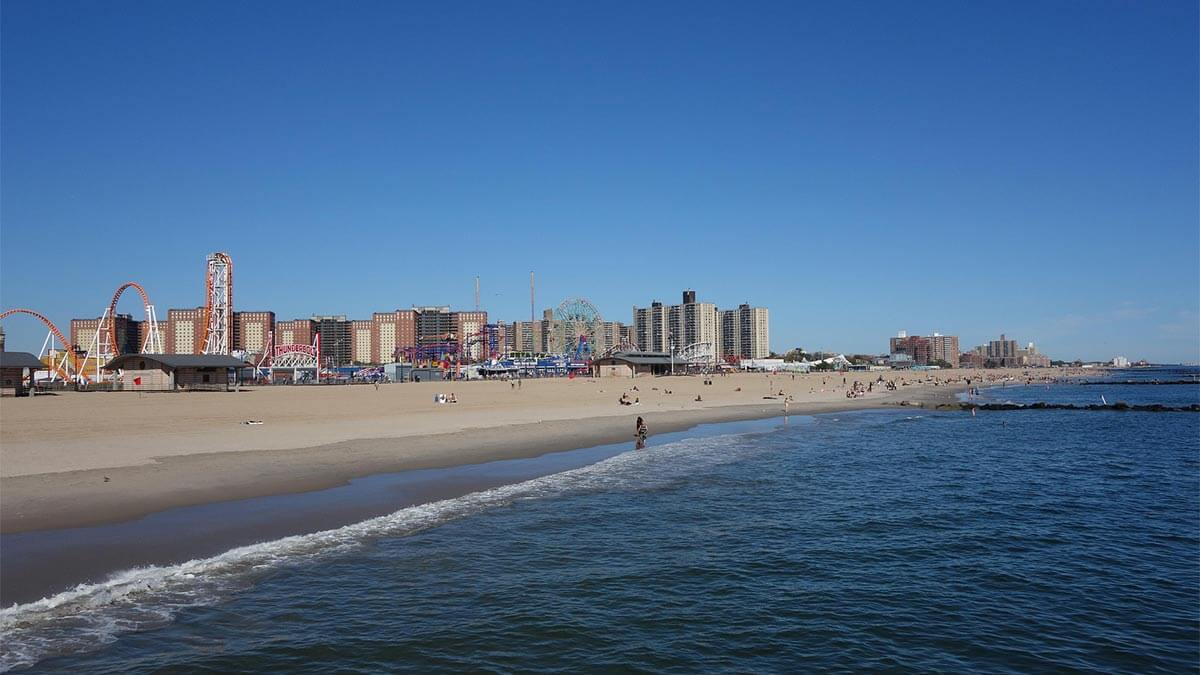 Companies that buy houses for cash in Long Island, NY
